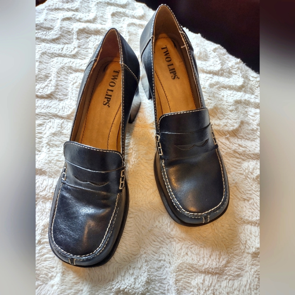 Two Lips - Black 10M Heeled Casual Shoes 👞